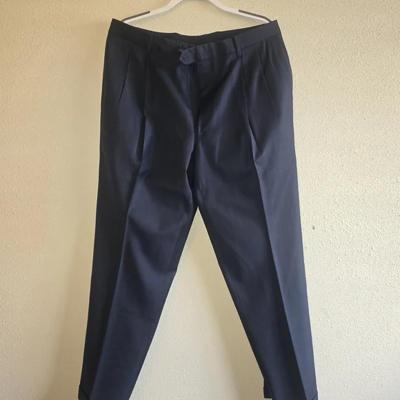 JoS A Bank Men's Dark Blue Suit